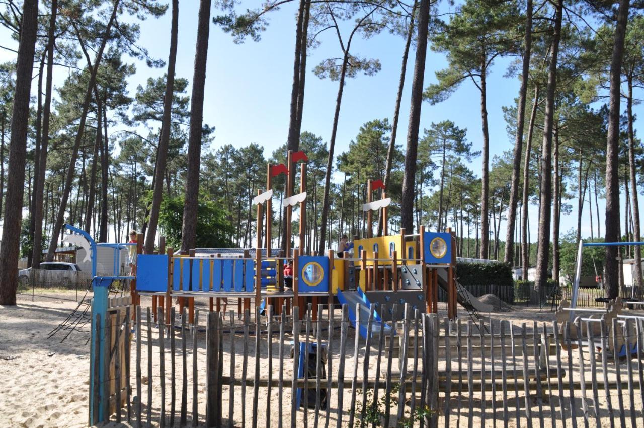 Mobilhome Cote Landaise Les Dunes De Contis 4 Saint-Julien-en-Born Exterior foto