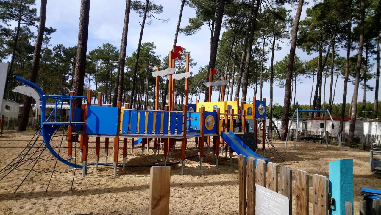 Mobilhome Cote Landaise Les Dunes De Contis 4 Saint-Julien-en-Born Exterior foto
